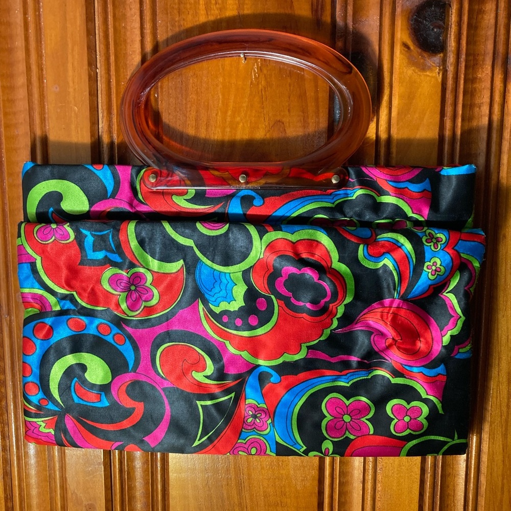 Vintage 1960’s expandable Purse